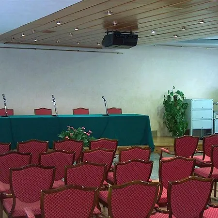 Grand Ambasciatori Wellness & Otel 4*