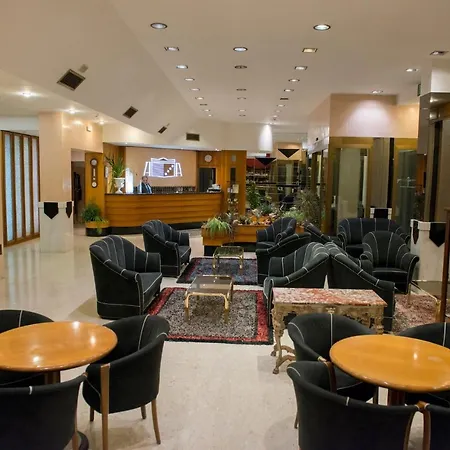 Hotel Grand Ambasciatori Wellness & 4*